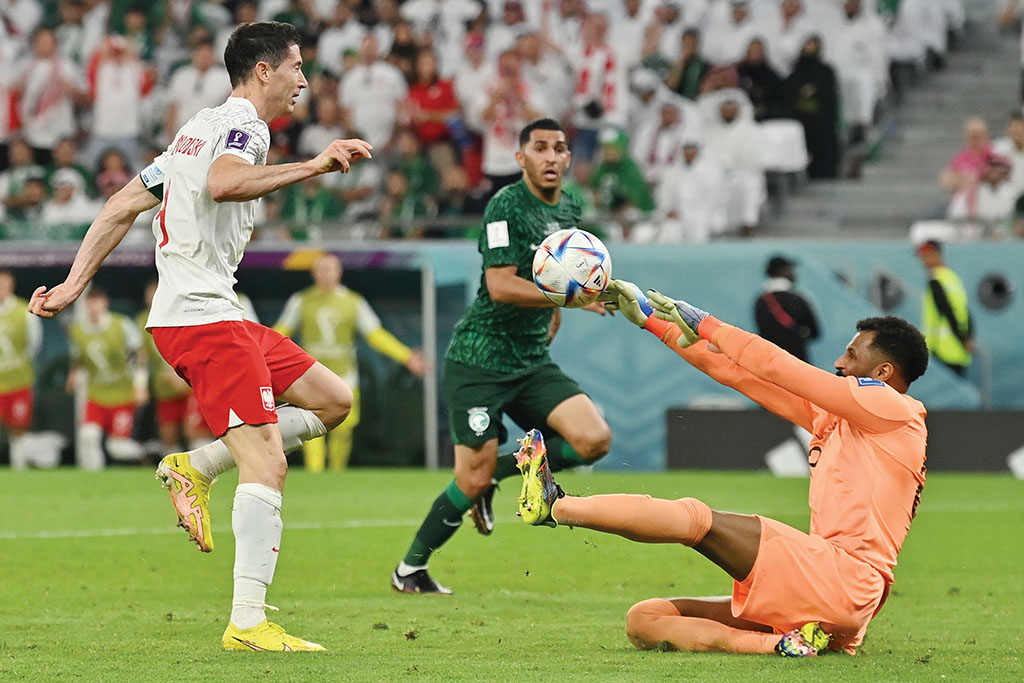 Polonia goleó 2-0 a Arabia Saudita y encabeza el Grupo C