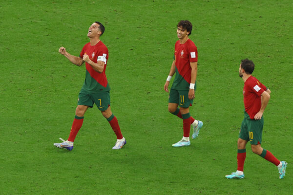 Portugal venció a Uruguay y se metió en los octavos del Mundial