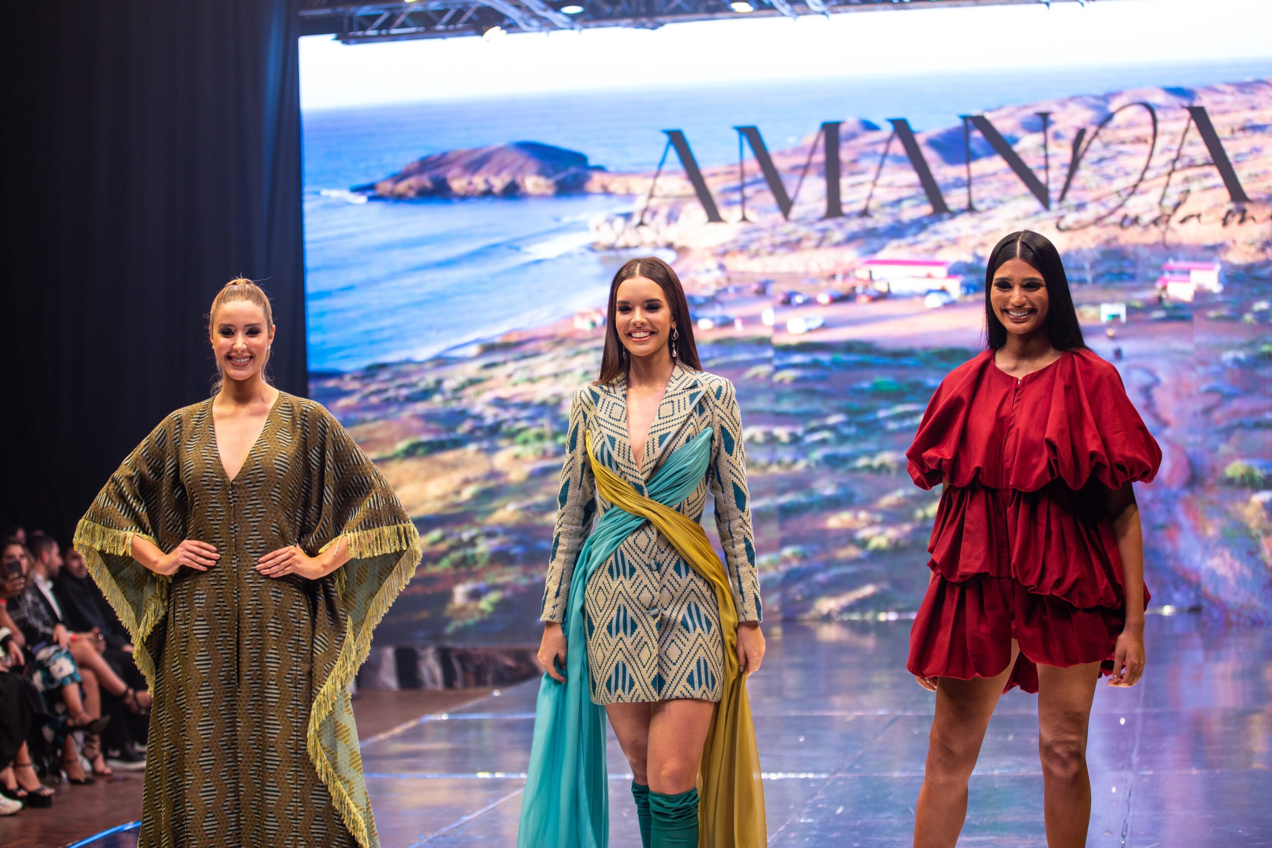 LA SEXTA EDICIÓN DE » PASARELA 261 CÓDIGO MODA» ESTUVO LLENA DE INGENIO, CREATIVIDAD Y MUCHO BRILLO