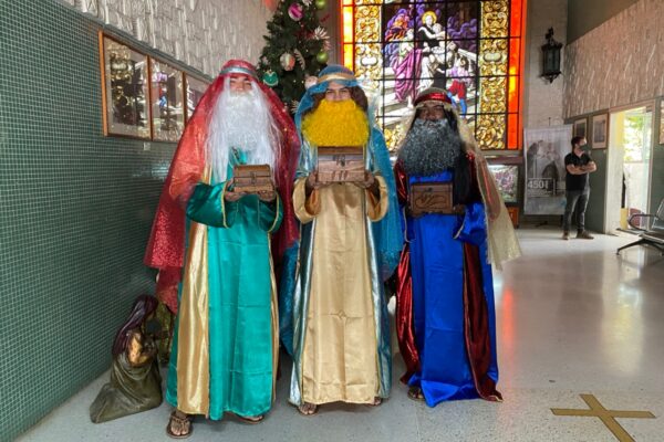 Gama regaló ilusiones a los niños del Hospital San Juan de Dios para celebrar el Día de Reyes