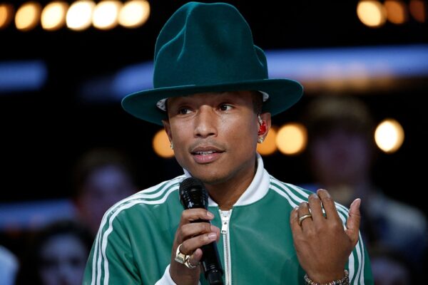 Pharrell Williams se hace cargo de la moda masculina en Louis Vuitton