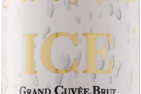 Stelle & Fortuna crece con presentaciones en lata y nuevos vinos de su Serie 9