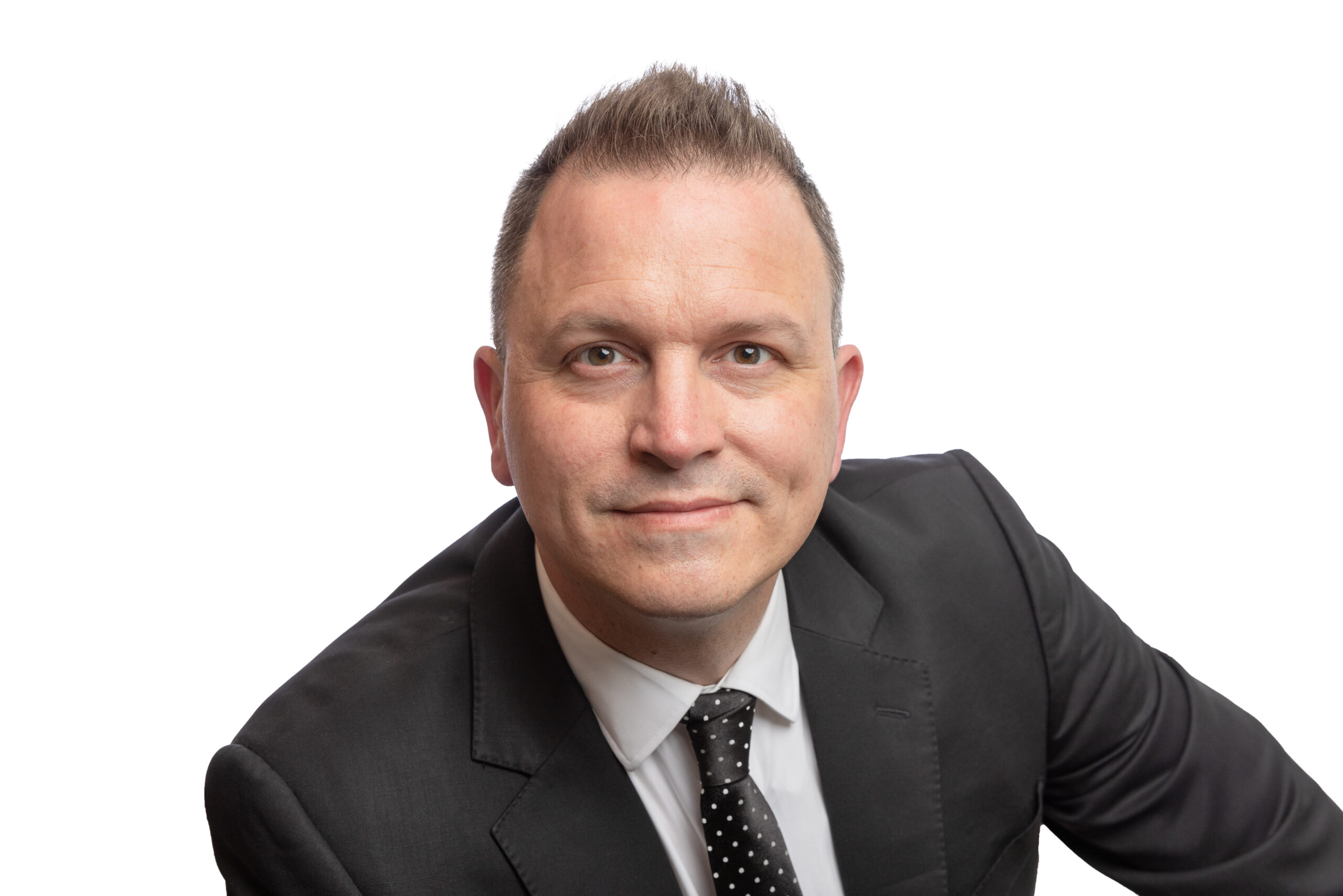 ZAG nombra al ex ejecutivo de Paramount y ViacomCBS de Paramount, Mark Kingston  Vicepresidente Senior de Productos de Consumo