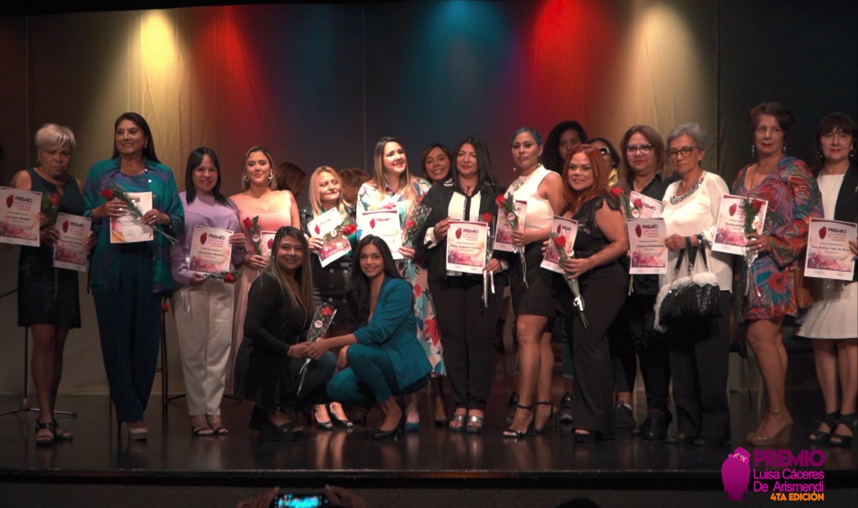 Premio Luisa Cáceres de Arismendi honra a la mujer venezolana