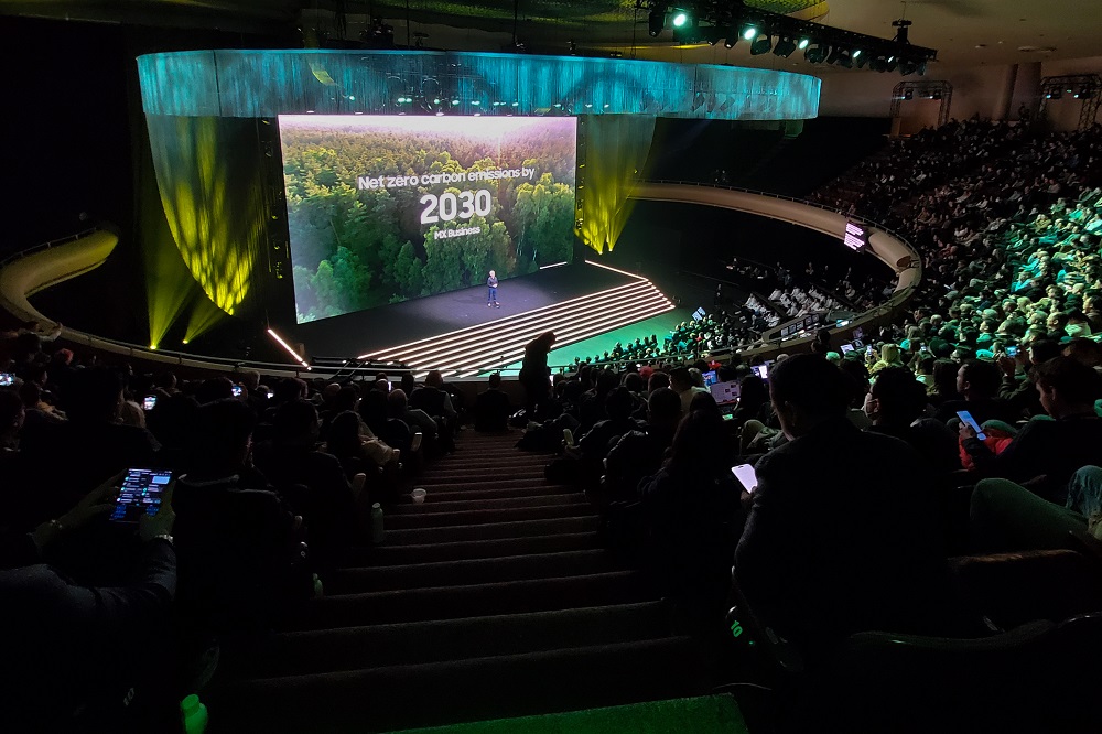 Acciones ambientalistas de Samsung Electronics impactan hoy en positivo y siembran para el futuro