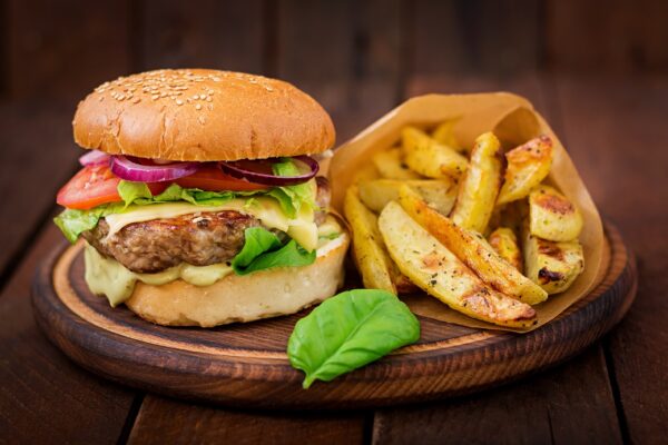 Plumrose lleva a la mesa venezolana una nueva hamburguesa recargada