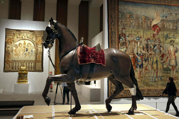El nuevo museo de Madrid exhibe los tesoros reales de España