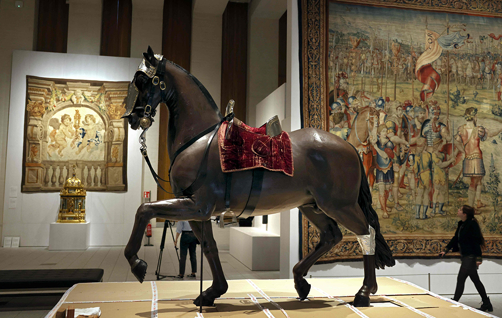 El nuevo museo de Madrid exhibe los tesoros reales de España