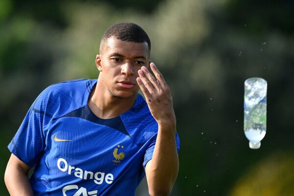 Futuro de Mbappé en duda tras negativa a renovar contrato con PSG