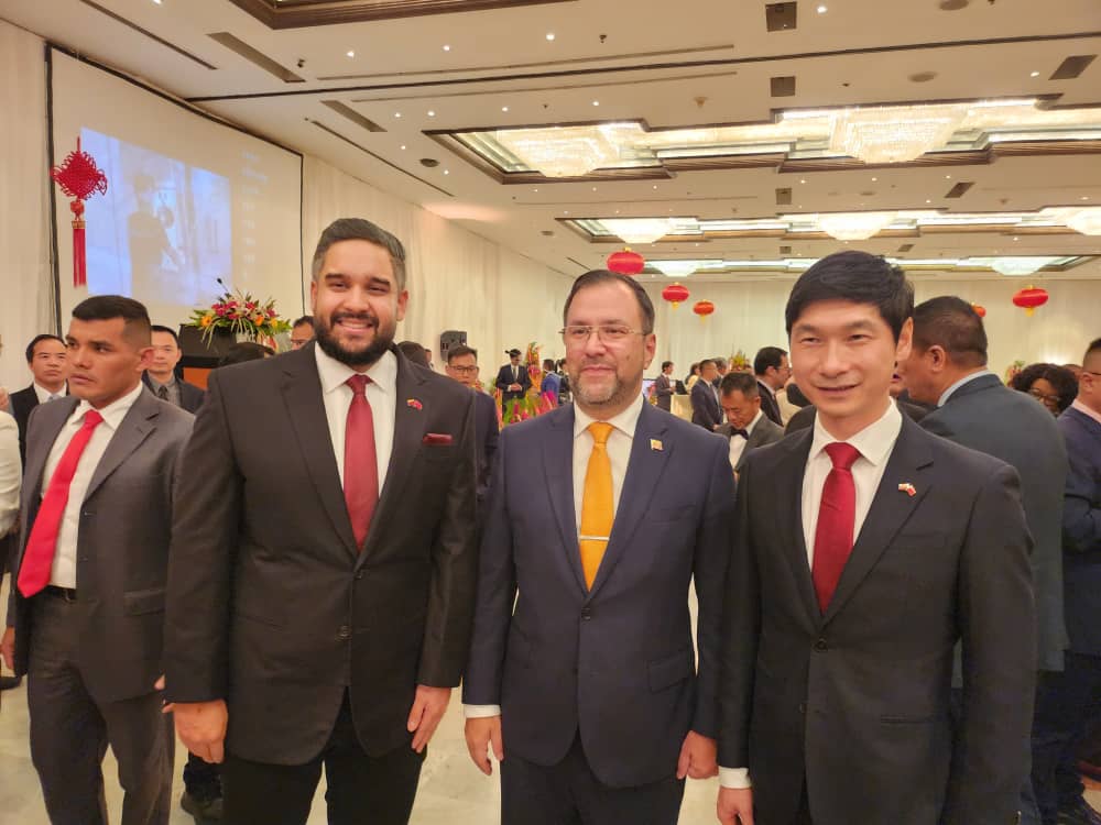Venezuela y China ratifican compromiso de cooperación en acto por 49° aniversario de sus relaciones diplomáticas