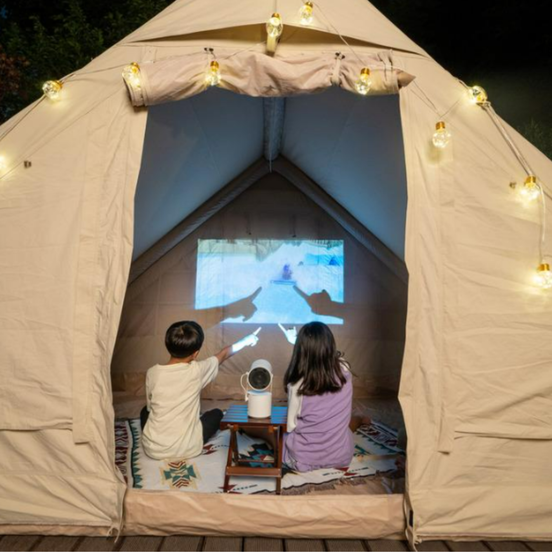 Vacaciones de julio: Lleva el entretenimiento a cualquier parte con el proyector portátil The Freestyle de Samsung