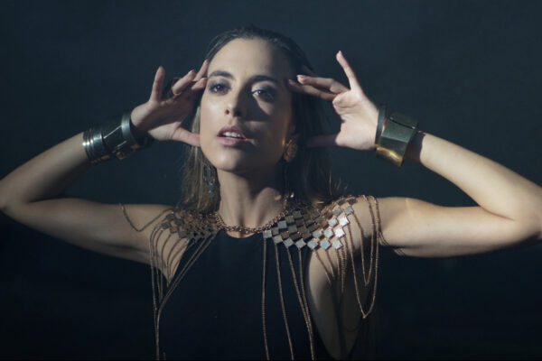 Katherine Coll celebra sus primeras nominaciones a los Premios Pepsi Music