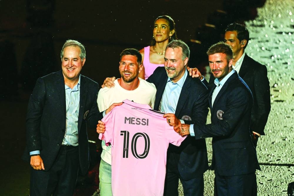 Messi aclamado como el ‘No. 10 de Estados Unidos’ mientras saluda a los eufóricos fanáticos de Miami