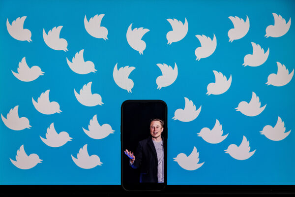 Twitter restringe la cantidad de publicaciones que los usuarios pueden leer