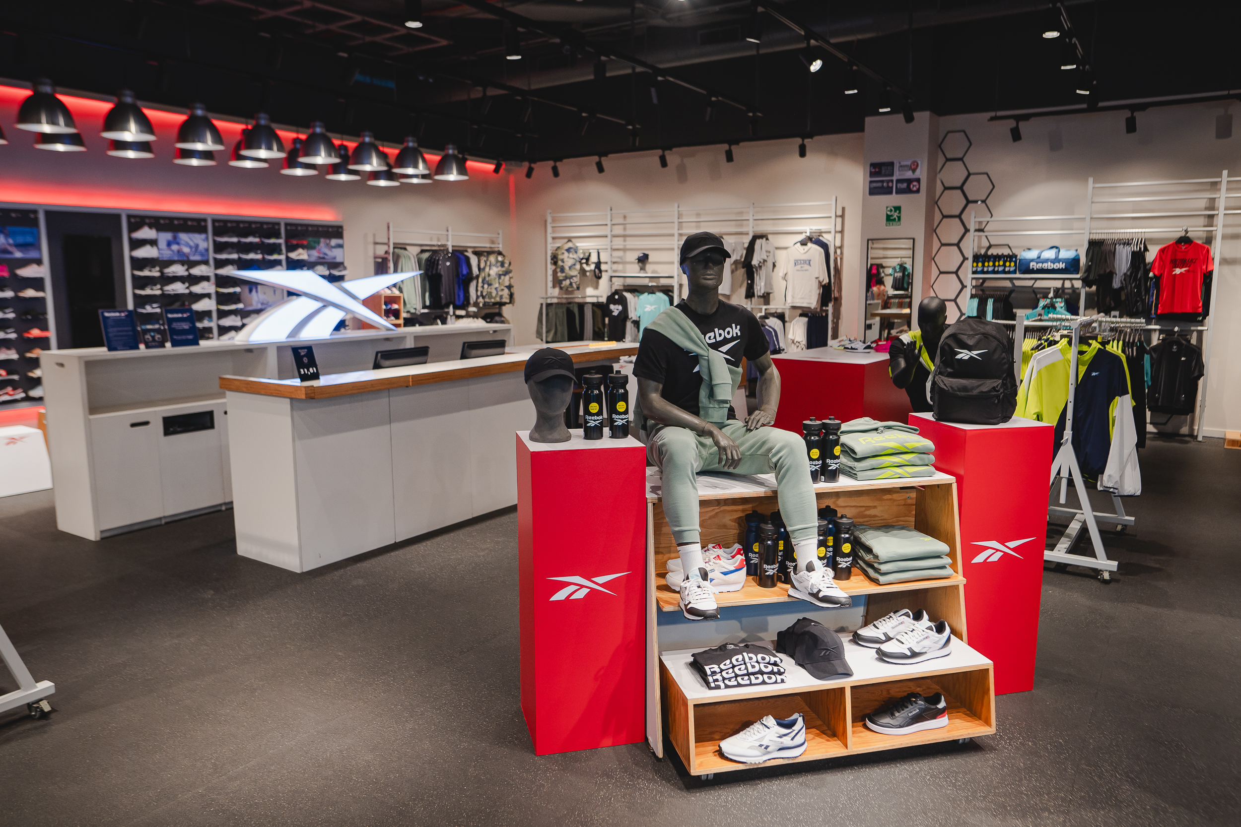 Reebok reconquista Caracas con un nuevo concepto de su tienda en Sambil Chacao