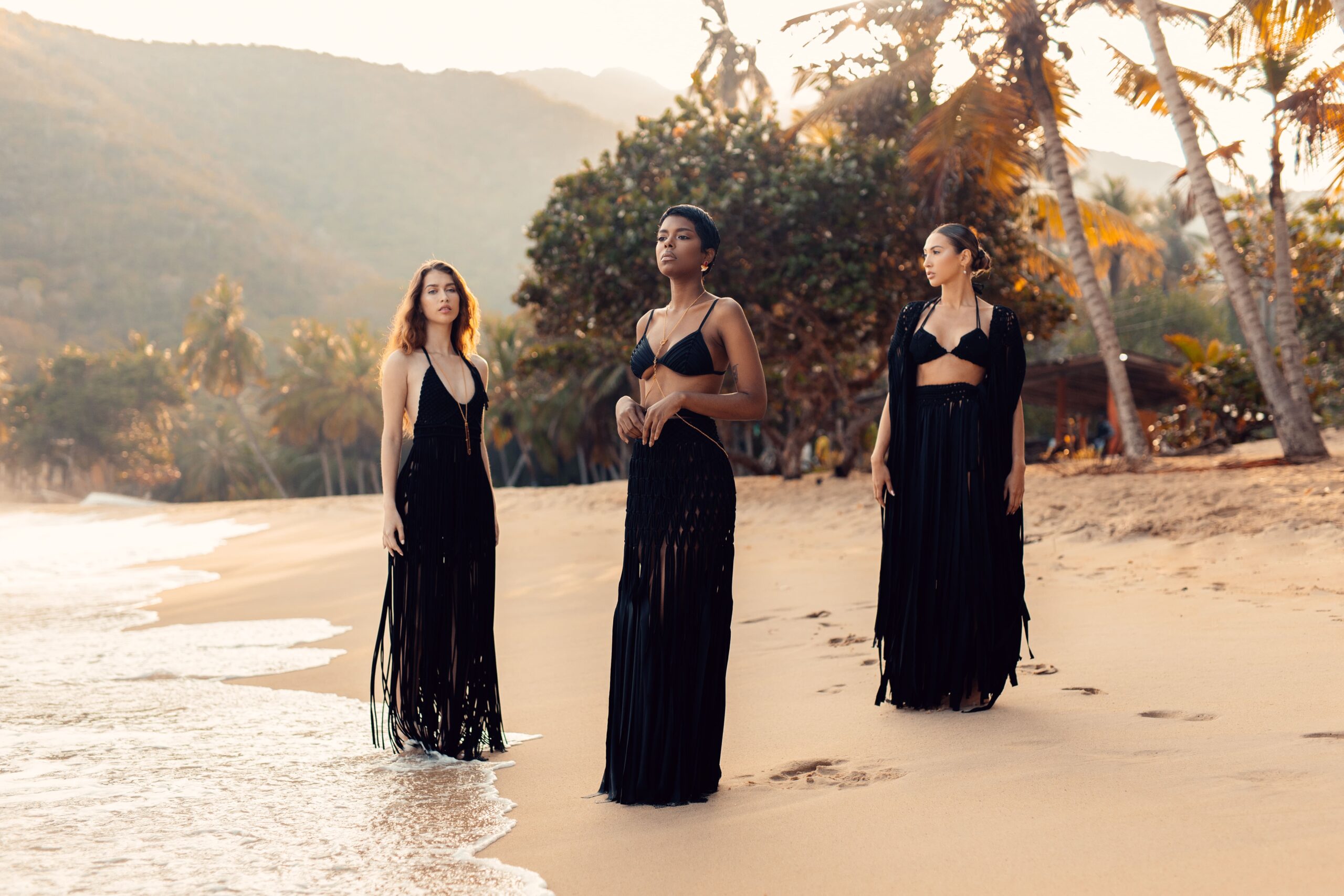 LAURA ZABALETA PRESENTA KALA SU EMPRENDIMIENTO  CON PIEZAS ARTÍSTICAS DE TEJEDURÍA