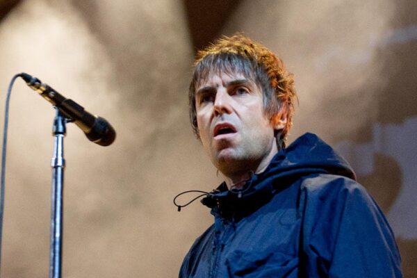 El líder de Oasis, Liam Gallagher, anuncia la gira ‘Definitely Maybe’
