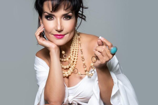 Mary Olga Rodríguez con  un «Corazón Ranchero» sinfónico.