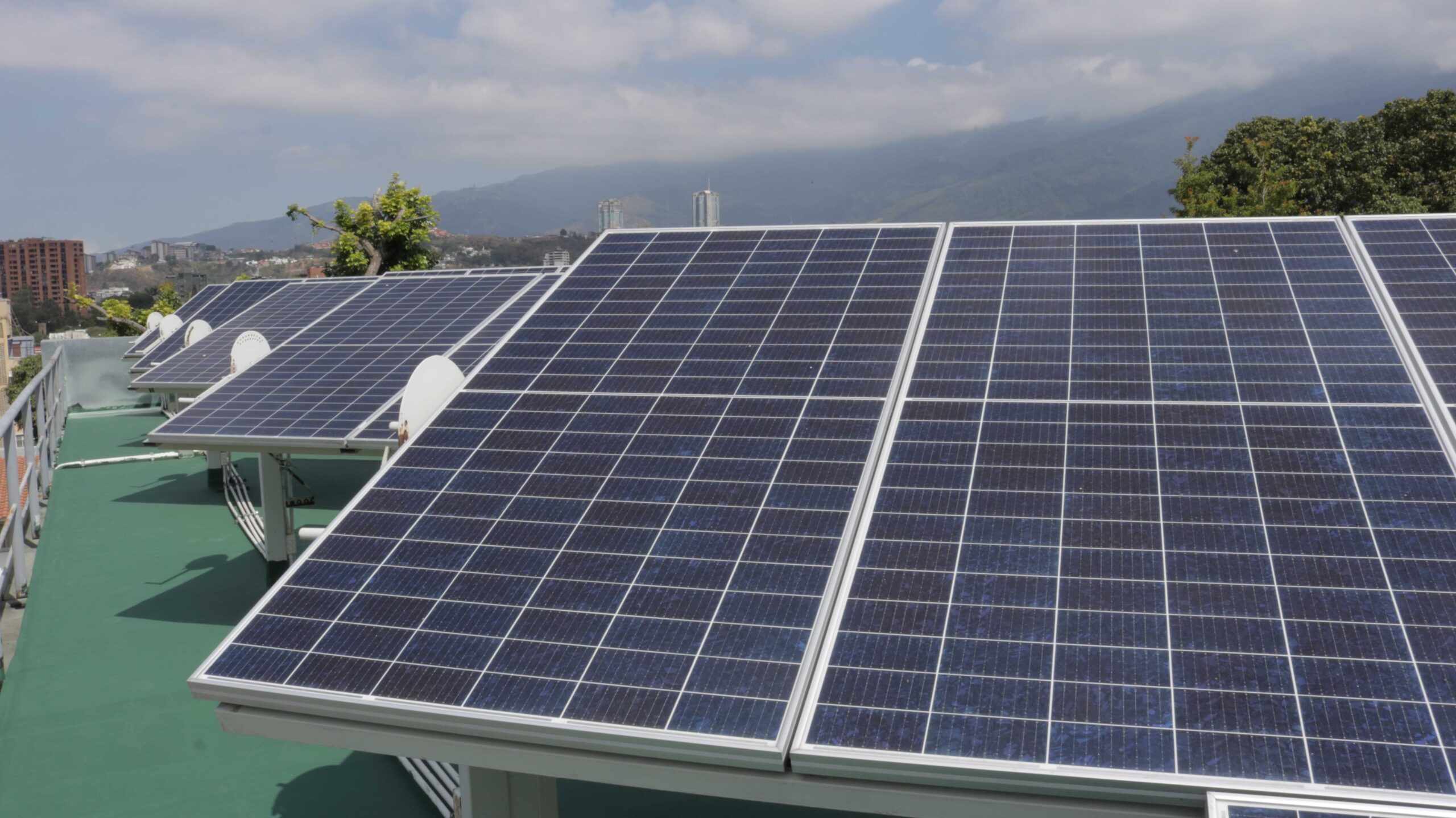 EXTRAENERGÍA, rumbo a sus 25 años de trayectoria: los expertos en soluciones energéticas