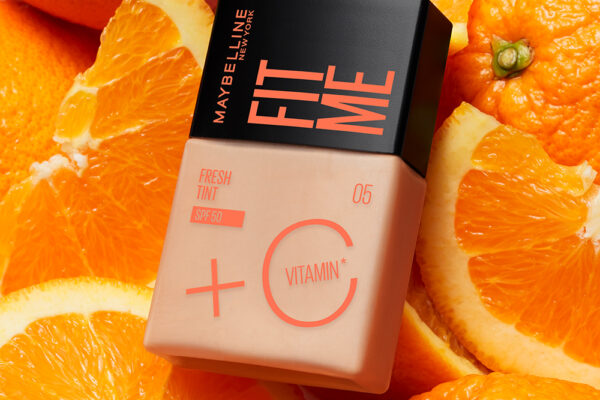 ¡Dile adiós al brillo todo el día con FitMe Fresh Tint!