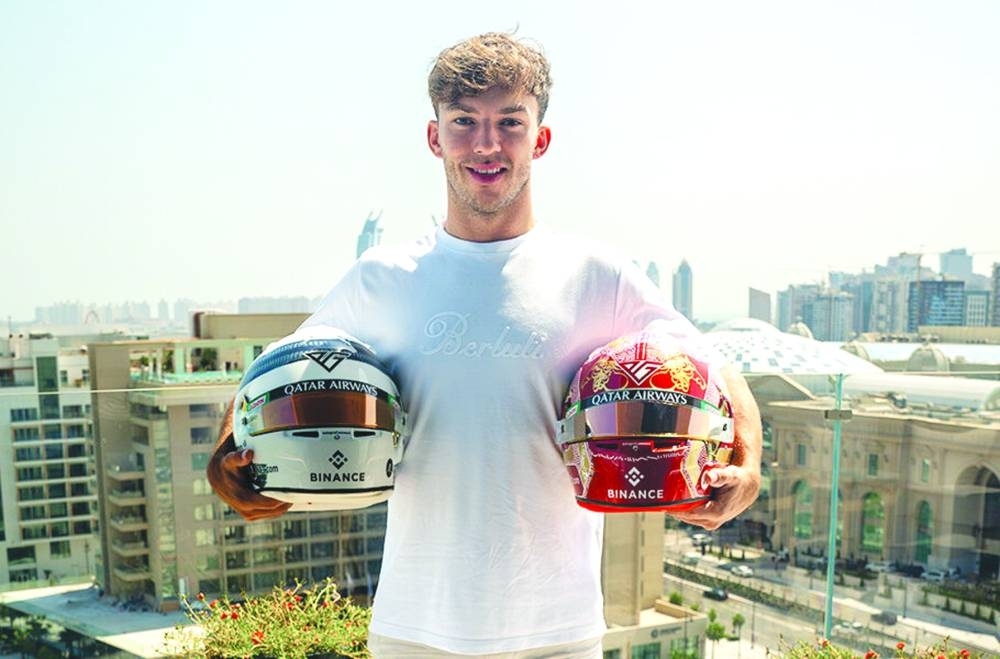 Qatar Creates colabora con el piloto de F1 Pierre Gasly en el diseño de cascos de carreras