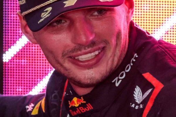 Verstappen logra su tercer título de F1 en Qatar