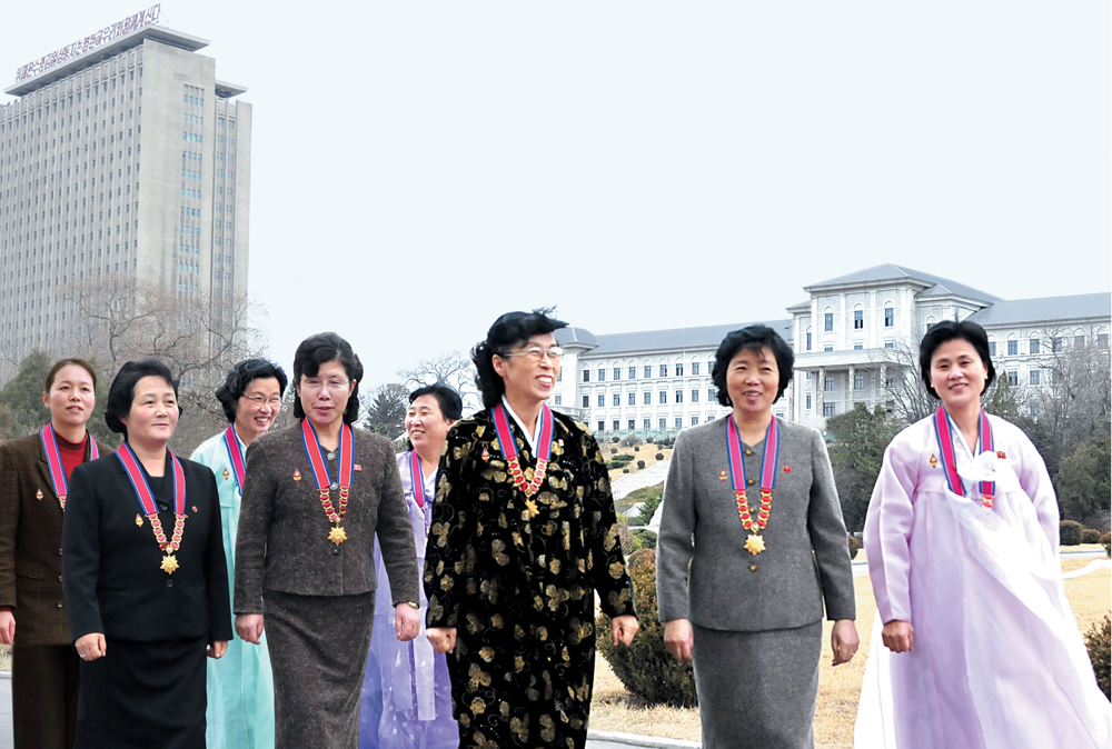 Secretario General Kim Jong Un y las mujeres coreanas