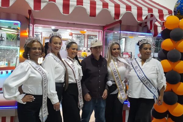 Las 5 ganadoras del certamen de Señora Venezuela Mundo visitaron a »Divinos Pecados»