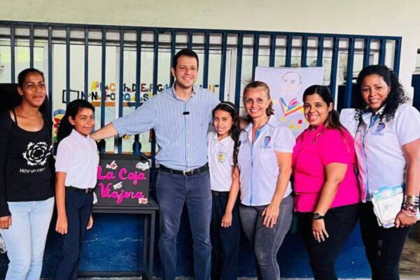 La Caja Viajera: una iniciativa para promover la lectura en las escuelas municipales de El Hatillo