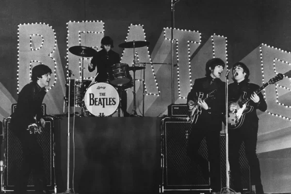 Los Beatles logran el primer número uno en el Reino Unido en 54 años