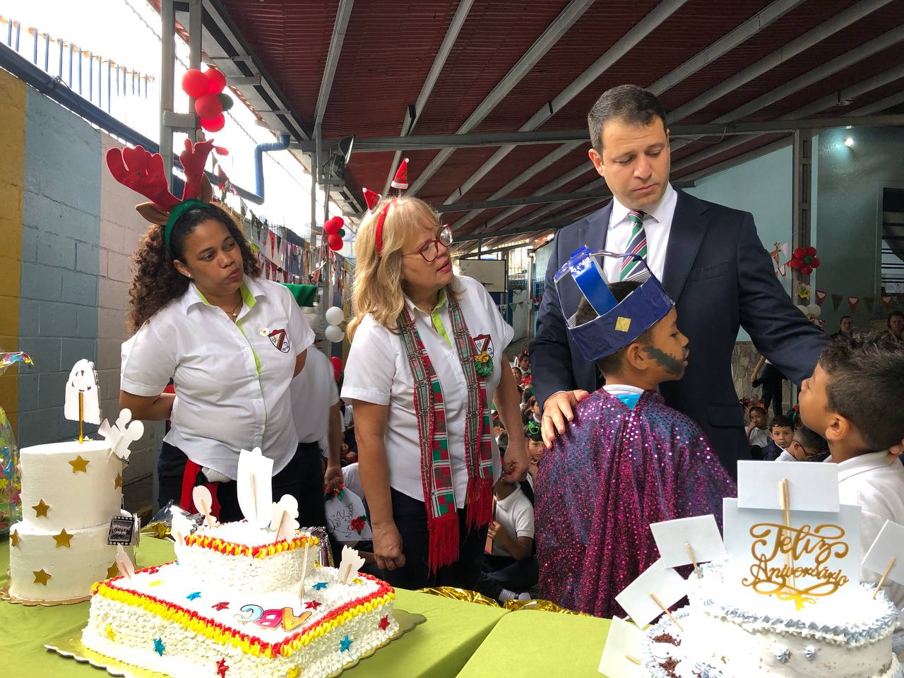 Elías Sayegh: En El Hatillo las escuelas municipales ven clases los cinco días a la semana