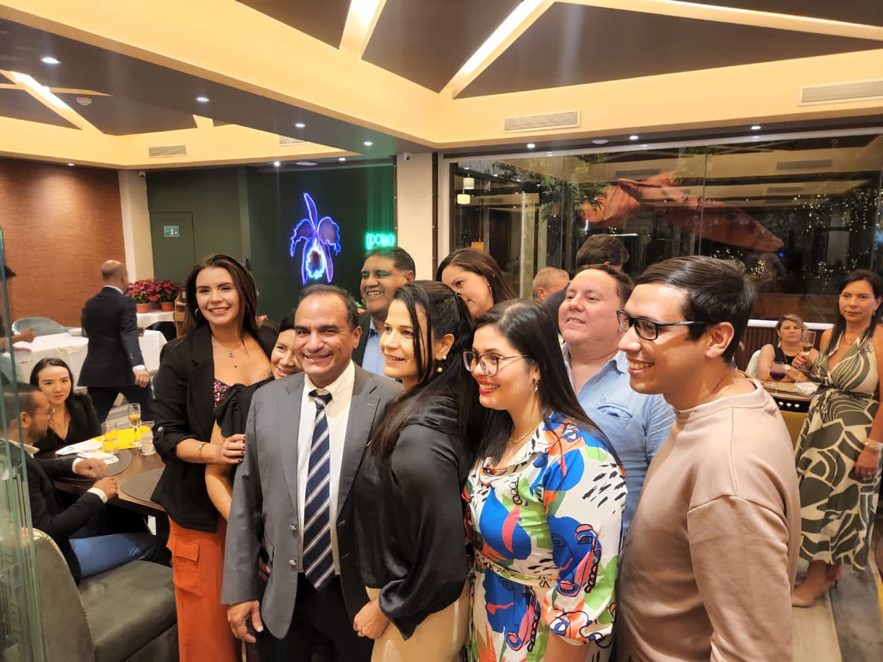 KARDIA BY DR. NELSON CARRILLO CELEBRÓ SU TRADICIONAL FIESTA NAVIDEÑA
