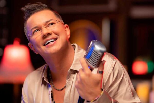 Charlie Zaa estrena tema para celebrar la Navidad