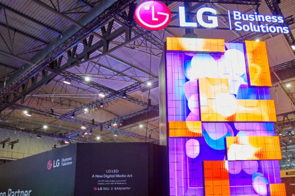 LG Electronics (LG) presentó sus avanzadas soluciones de señalización digital en el Integrated Systems Europe (ISE) 2024