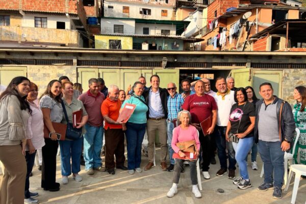 Elías Sayegh: reivindicamos a los hatillanos con la entrega título de Tenencia de Tierras