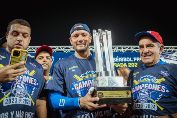 MAGIA DE CAMPEONES CONTARÁ EN NUEVE INNINGS EL HISTÓRICO TÍTULO DE TIBURONES DE LA GUAIRA EN LA LVBP