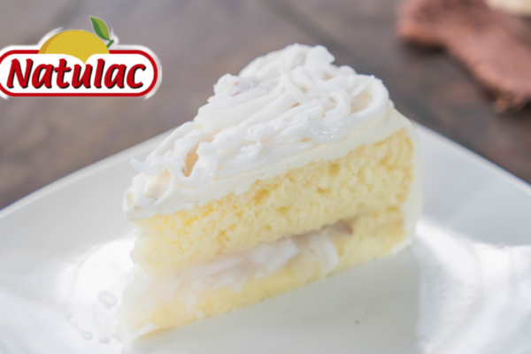 Pastel de Coco con una deliciosa receta Natulac