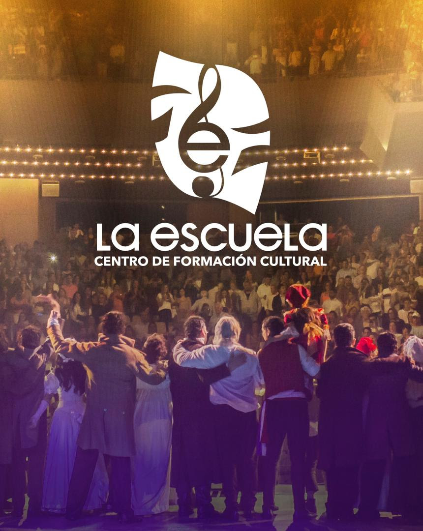 LA ESCUELA, CENTRO DE FORMACIÓN CULTURAL ABRE EL TELÓN  :»Hay que soñar con un camino amplio lleno de teatro »