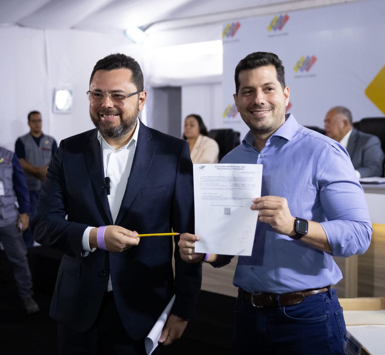 El barinés Raúl García Palma se alza con el I Premio Franco-Venezolano de Poesía