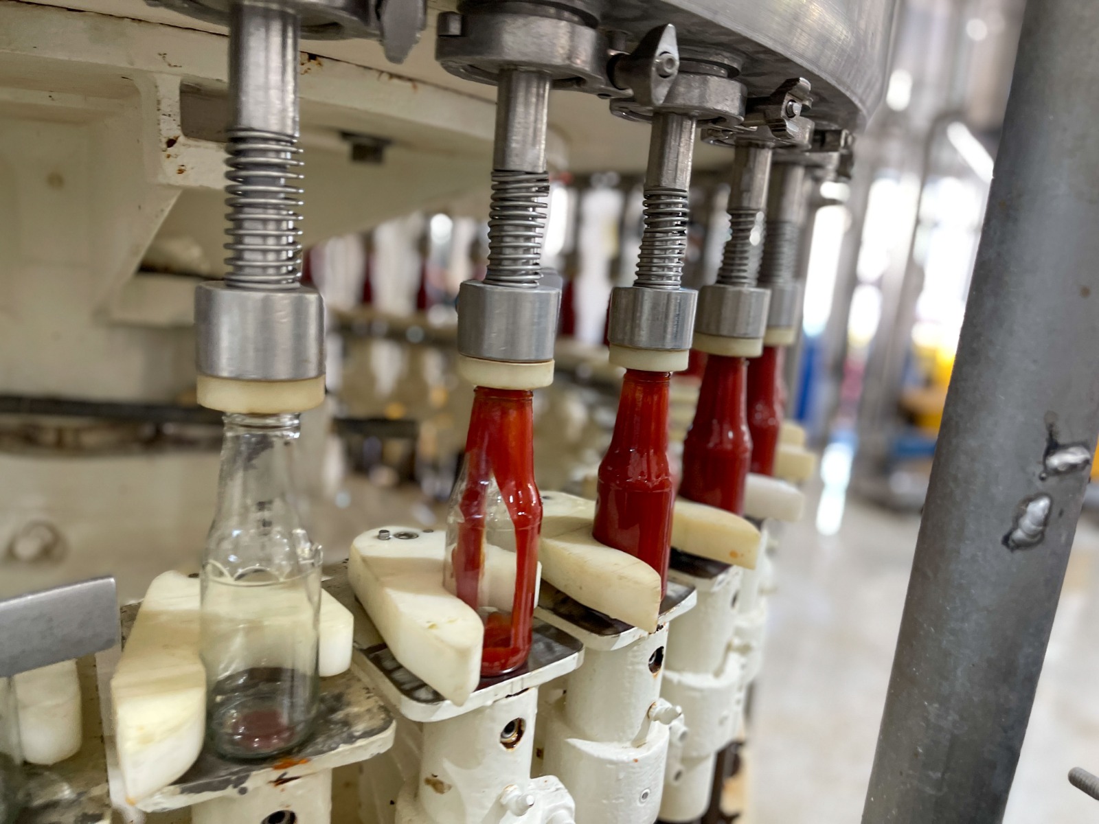 Alimentos La Giralda con 9 territorios comerciales a nivel nacional, una empresa que evoluciona y tiene 80 años construyendo país
