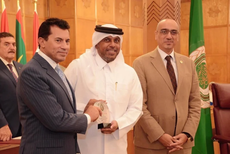 La alfombra de oración inteligente de un innovador qatarí gana un premio en Europa