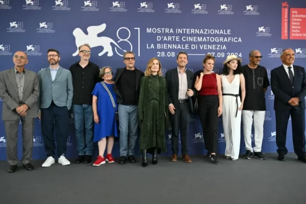 Ghouls, Gotham y Gaga en la inauguración del Festival de Cine de Venecia