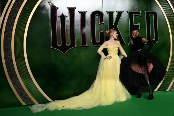 ¿Gl-icked? Las salas de cine depositan sus esperanzas en el gran fin de semana de ‘Wicked’ y ‘Gladiator’
