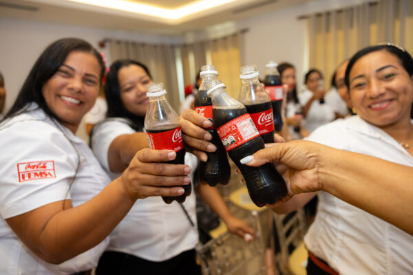 Coca-Cola FEMSA Venezuela gradúa la primera cohorte  de la Red de Empoderamiento Femenino en Barcelona