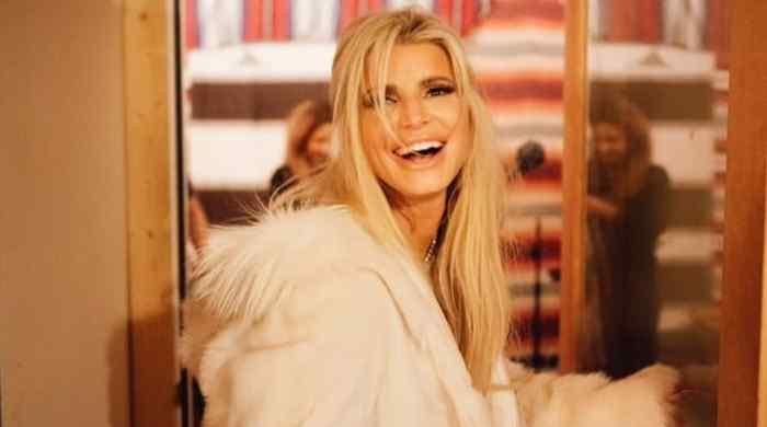 Jessica Simpson lanza su primera canción en 15 años y anuncia su esperado álbum