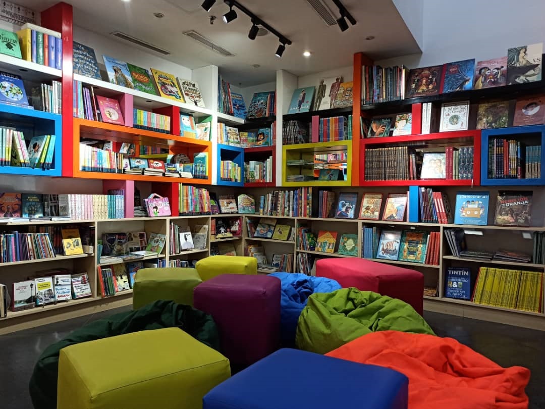 Nota de Prensa: “Alejandría” celebró el Día Internacional del Libro junto a grandes invitados