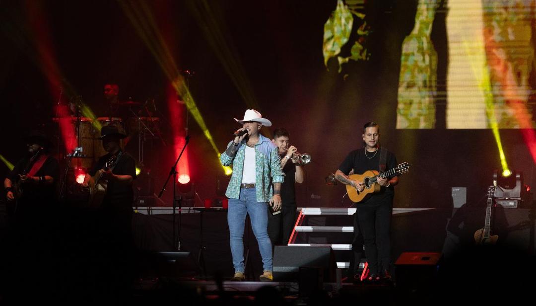 Jessi Uribe deslumbró al Poliedro de Caracas de la mano de More Experience, Lenchrepresentaciones y Uneticket.