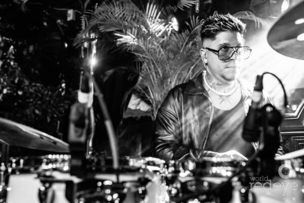 José Miguel Frías, el percusionista venezolano que brilla junto a grandes estrellas de la música