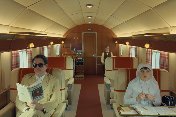 El Esquema Fenicio,una excelente película de Wes Anderson,con un elenco de lujo, estrena el jueves 29 de mayo