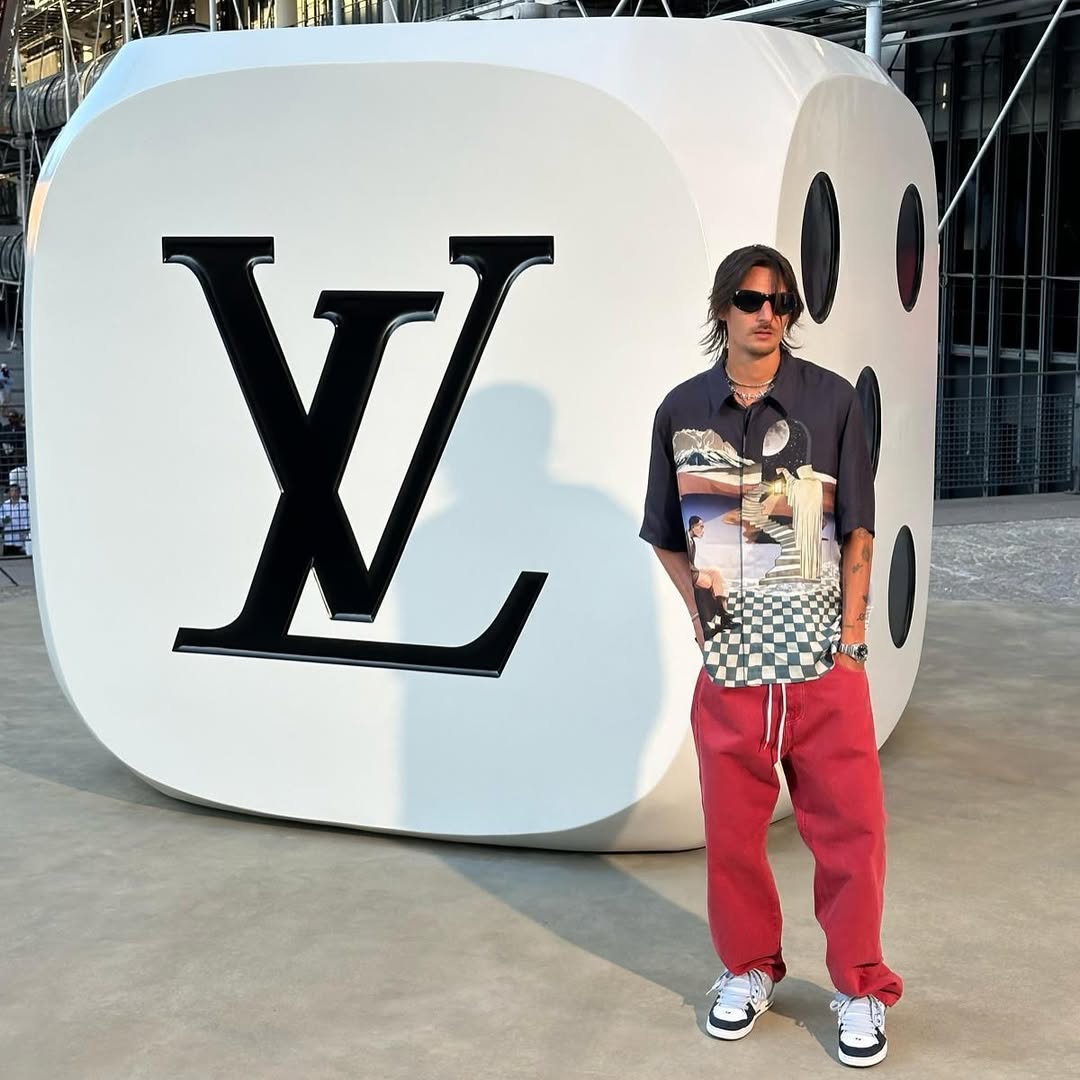CELEBRIDADES ATIENDEN EL DESFILE DE LOUIS VUITTON PRIMAVERA/VERANO MASCULINO